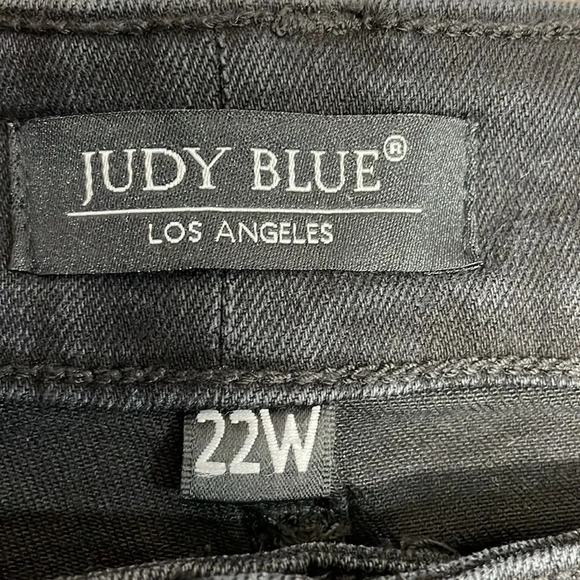 NWOT Judy Blue Leopard Patch Mid Rise Skinny Black Denim Jeans 22W - Picture 11 of 16
